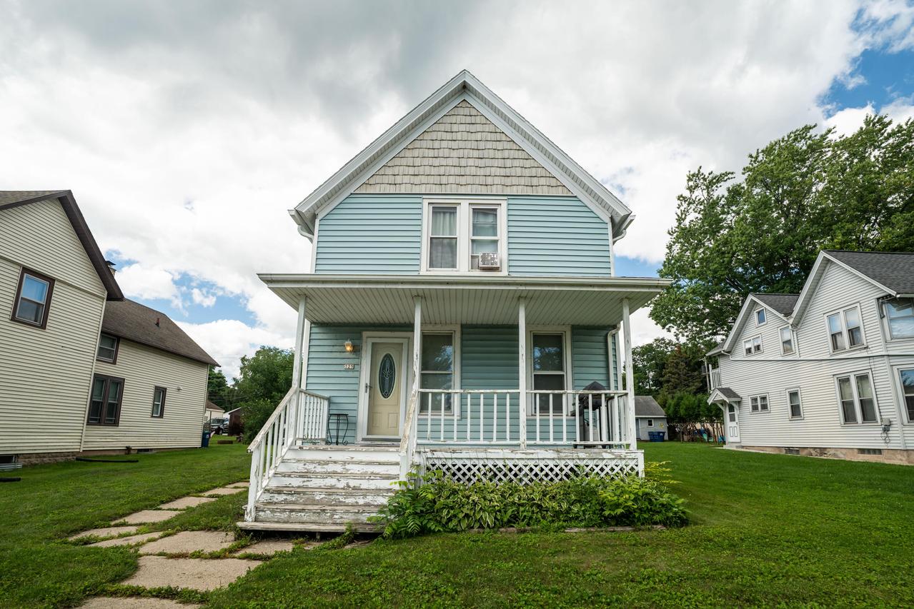 723 N Wisconsin St #725, Port Washington, WI 53074