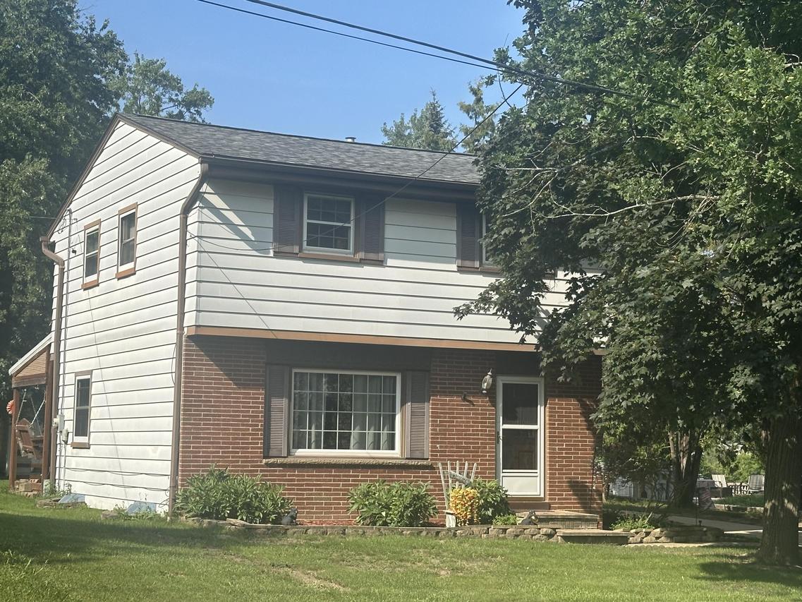 310 W Uncas Ave, Milwaukee, WI 53207