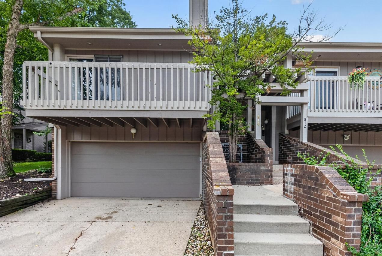 810 Kendall Ln, Lake Geneva, WI 53147