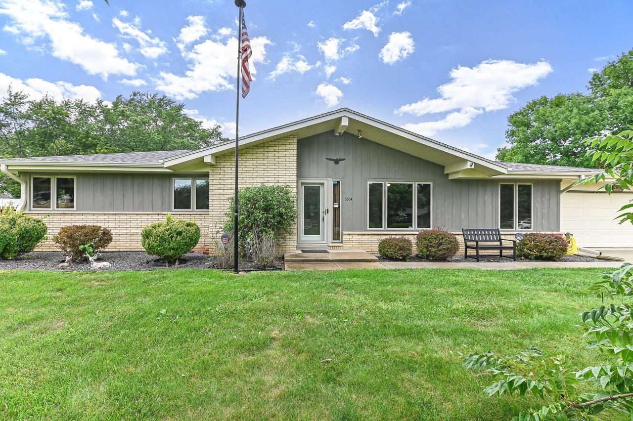 5304 Cynthia Ln, Mount Pleasant, WI 53406