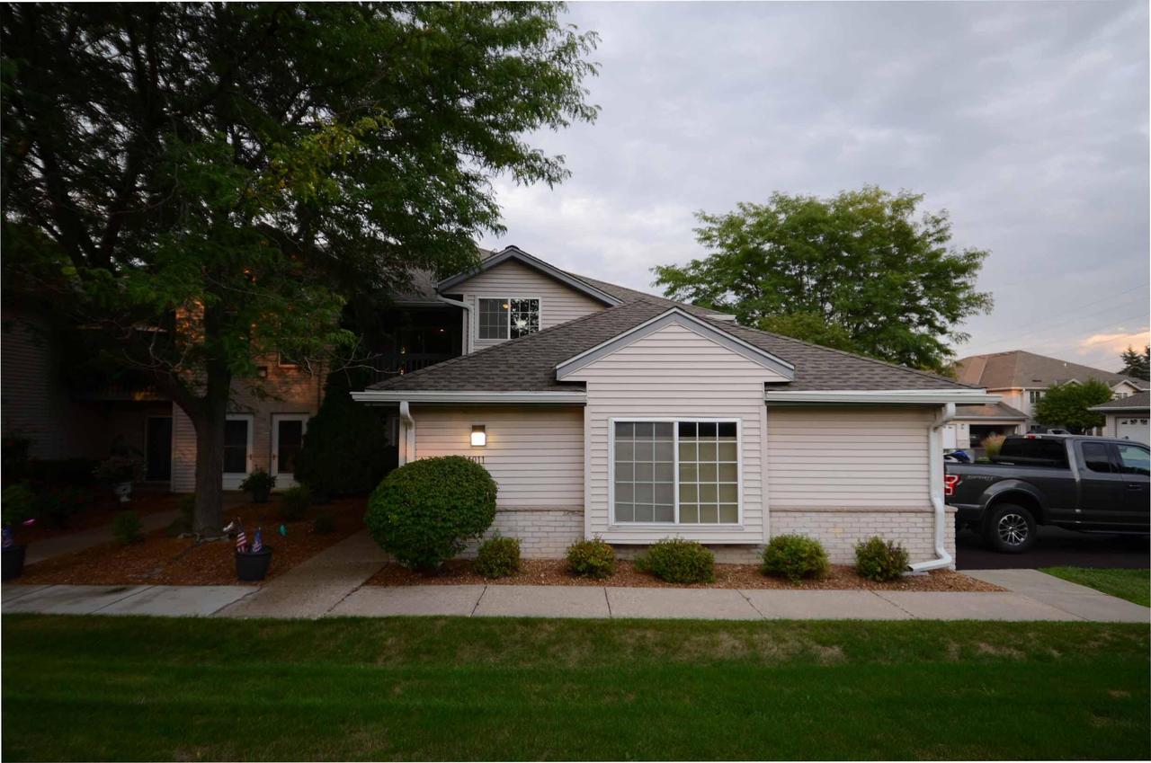 1011 Guthrie Rd #4, Waukesha, WI 53186