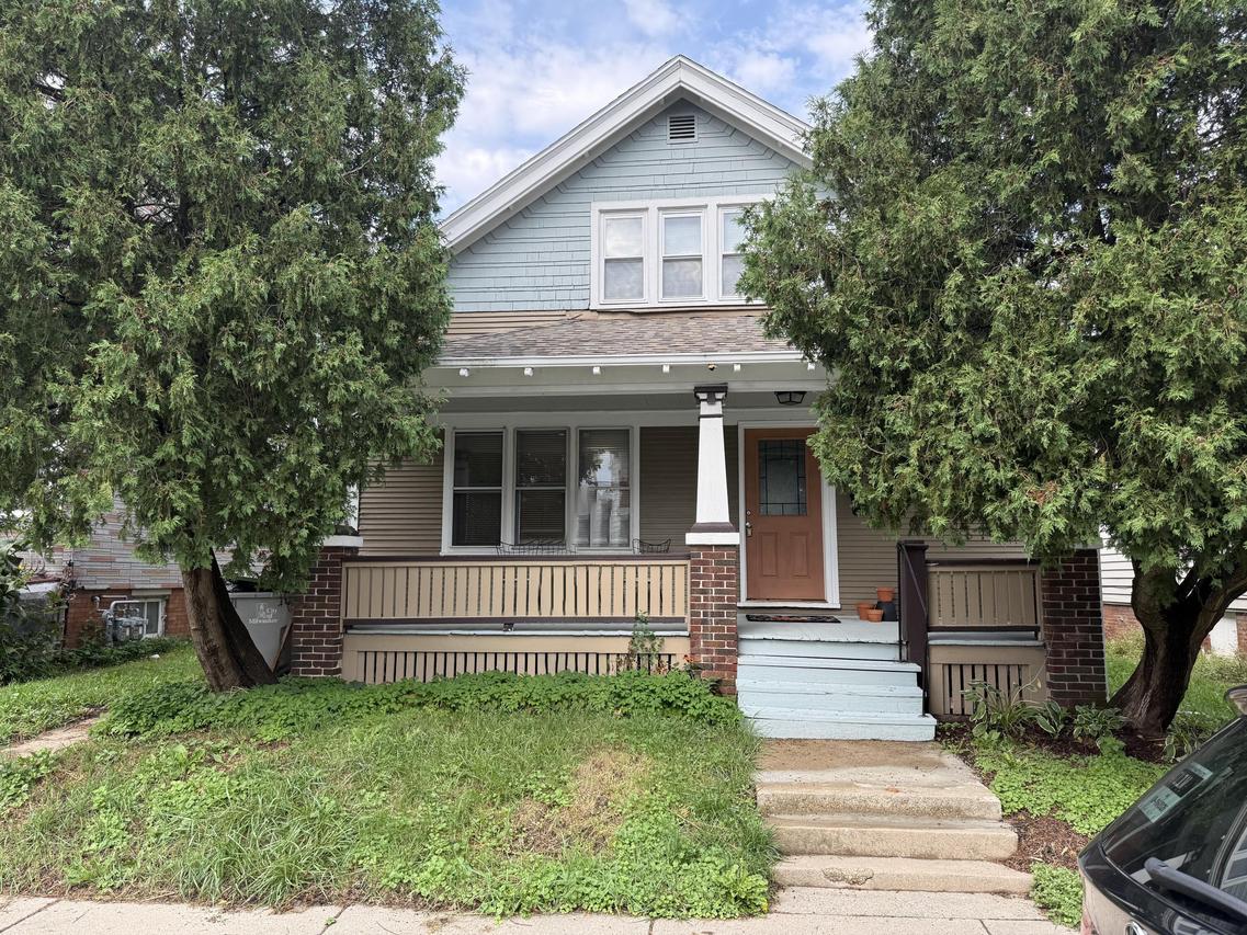 1315 N 43rd St, Milwaukee, WI 53208