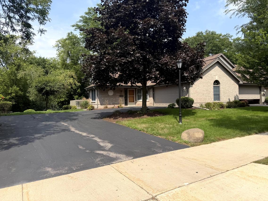 1924 Springbrook - #A, Waukesha, WI 53186
