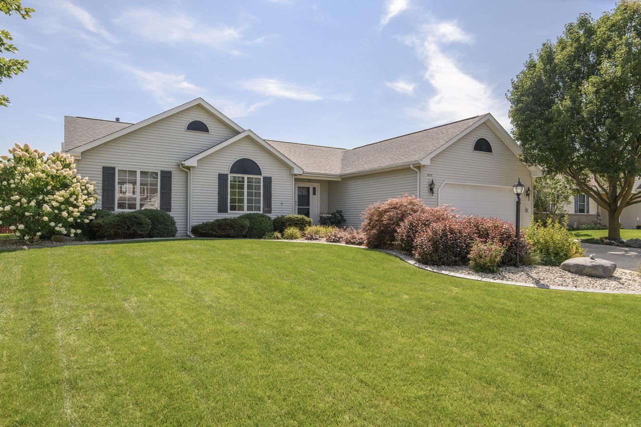 8313 Whitetail Dr, Mount Pleasant, WI 53406