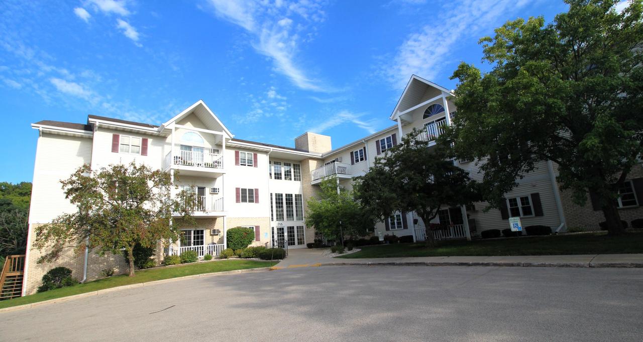 715 Canterberry Ct #215, West Bend, WI 53090