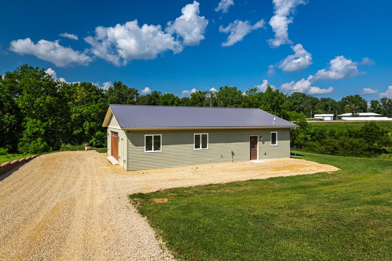 W3611 Cemetery Ln, Greenfield, WI 54623
