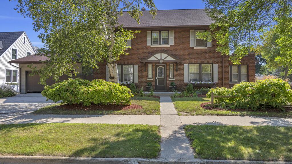 3305 N 9th St, Sheboygan, WI 53083