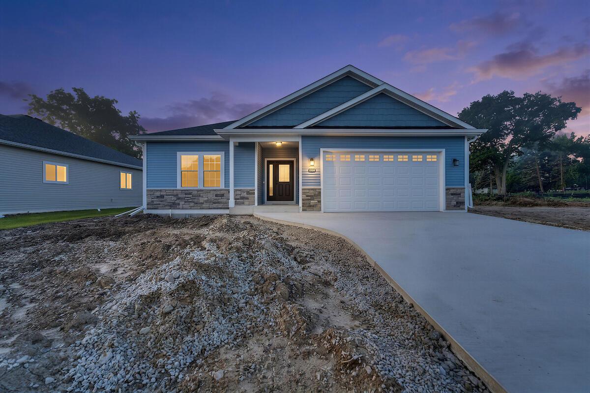 5331 Emstan Hills, Racine, WI 53406