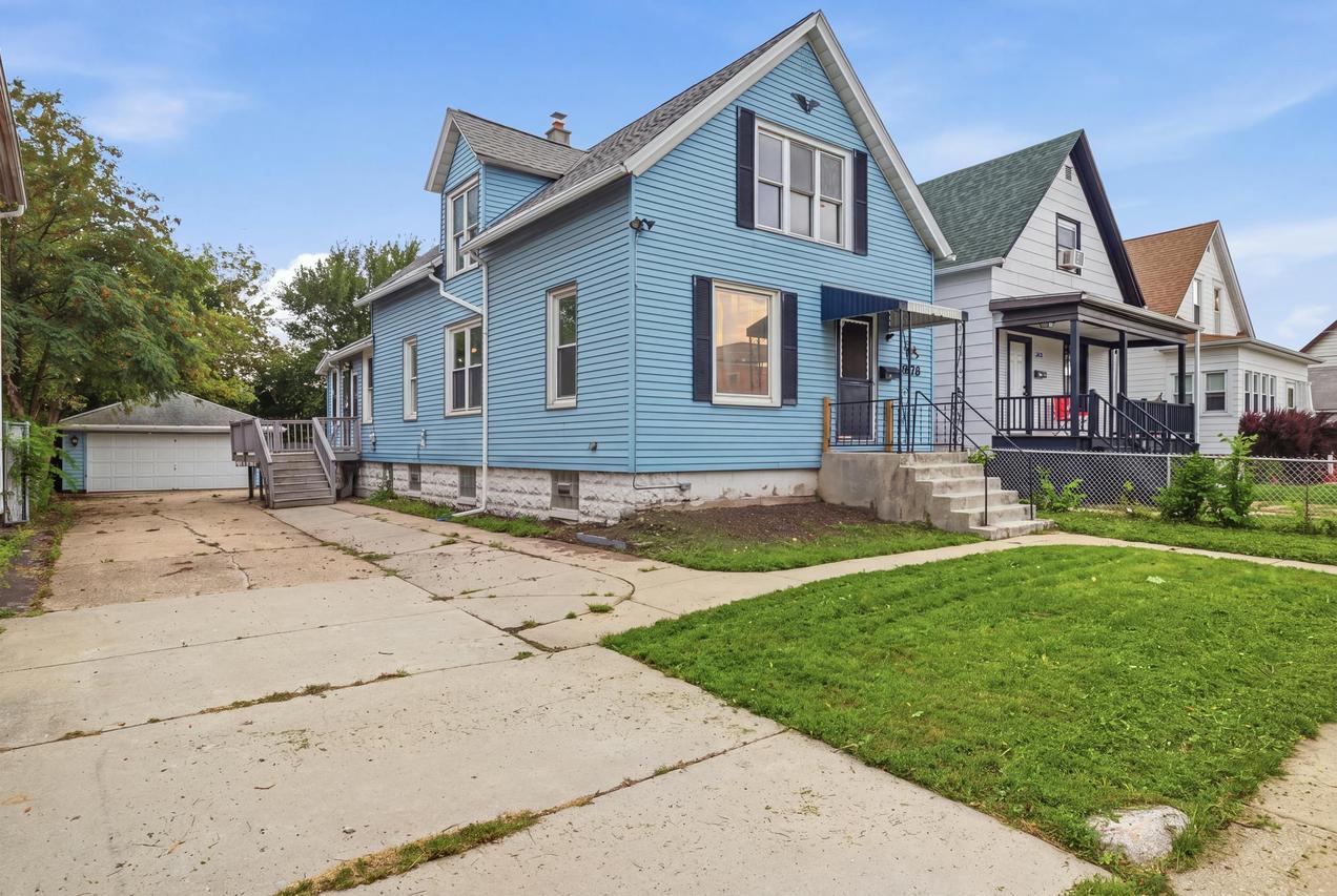 1805 S 77th St #1805 A, West Allis, WI 53214