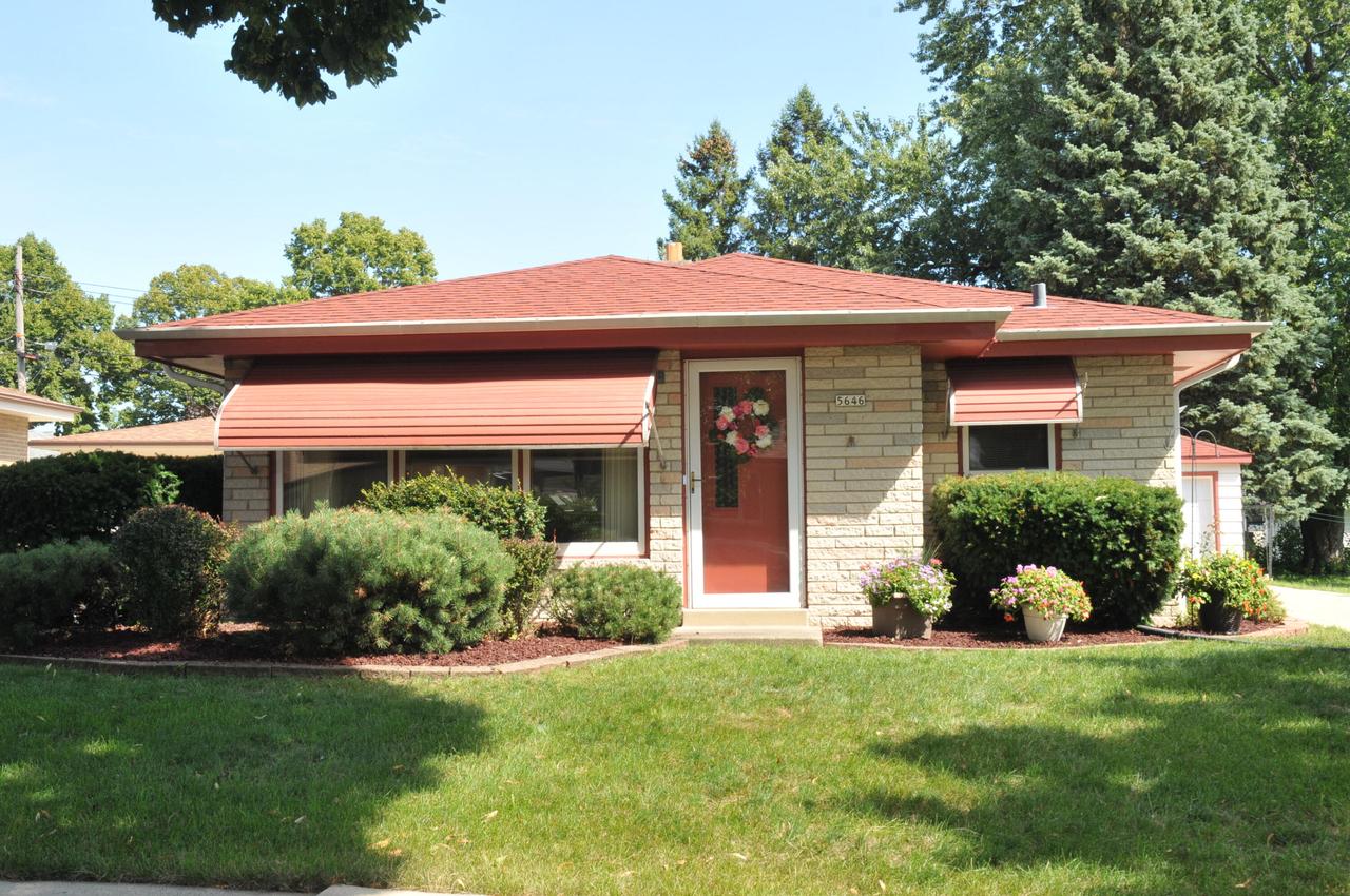 5646 S 30th St, Milwaukee, WI 53221