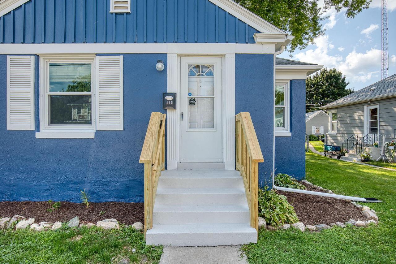 314 Luedtke Ave, Racine, WI 53405