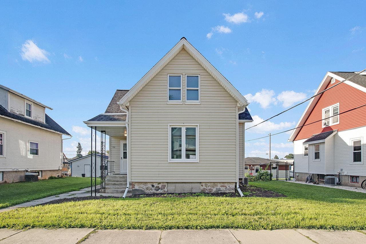 709 St Paul St, Kiel, WI 53042