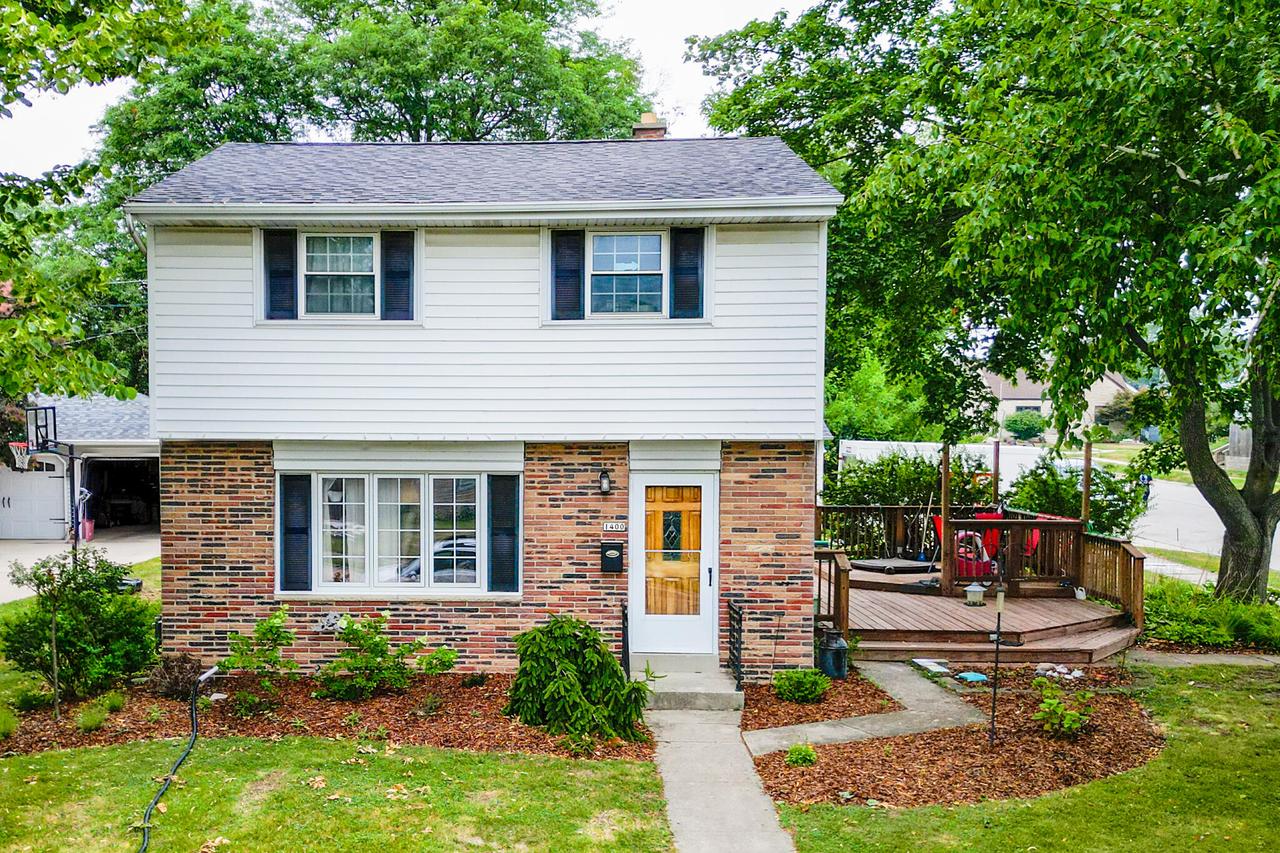 1400 Manitowoc Ave, South Milwaukee, WI 53172