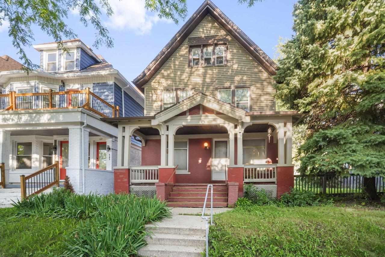 513 N 31st St, Milwaukee, WI 53208