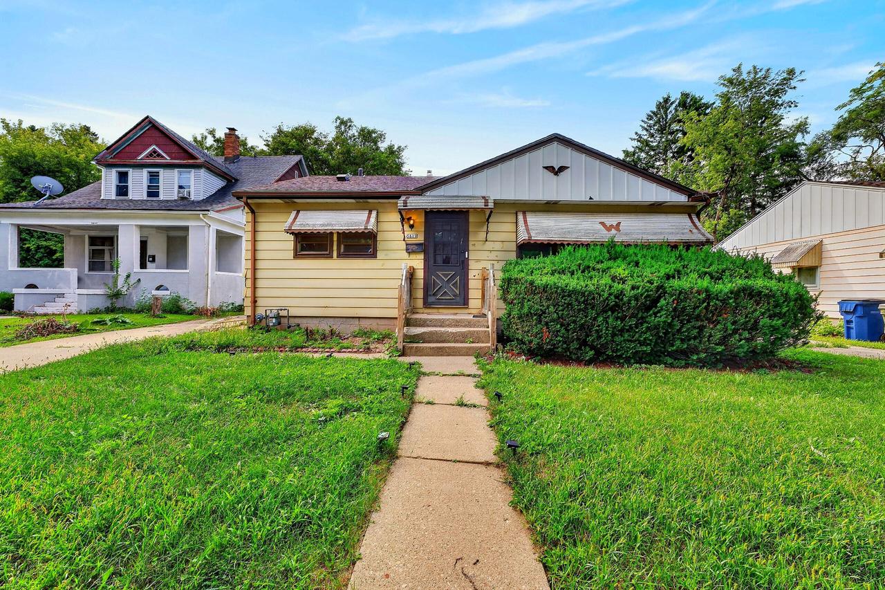 5809 N 36th St, Milwaukee, WI 53209