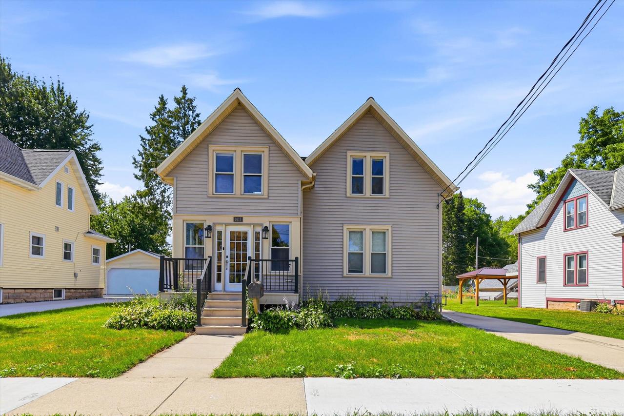 1617 N Morrison St, Appleton, WI 54911