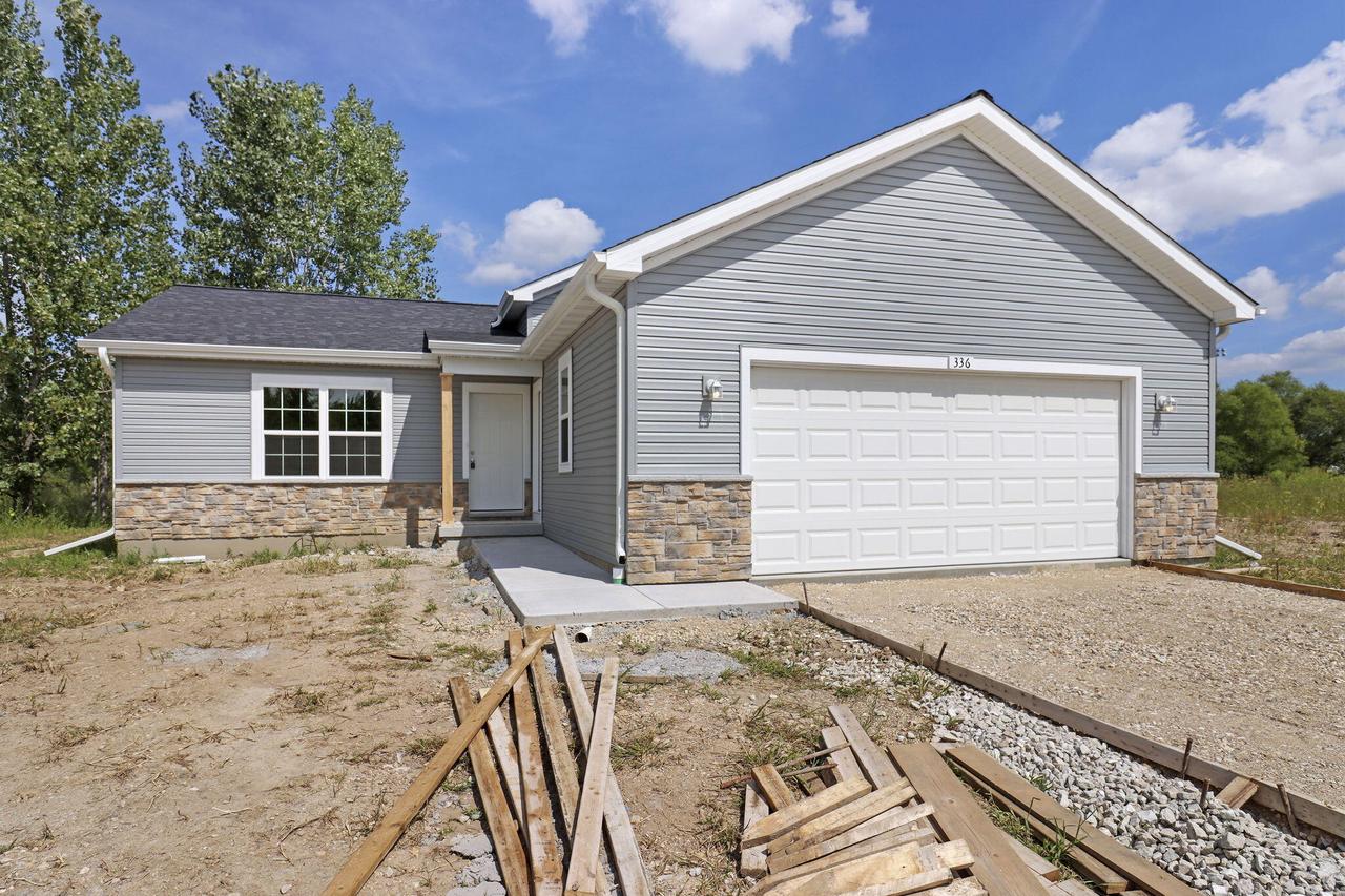 336 Parker Dr, Genoa City, WI 53128