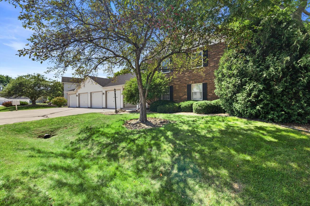 8042 41st Ave #22D, Kenosha, WI 53142
