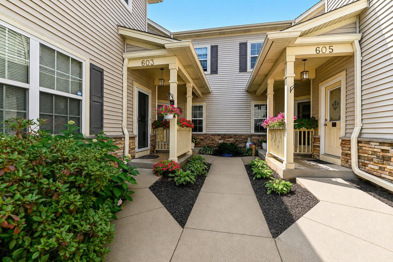 1150 Park Dr #602, Lake Geneva, WI 53147