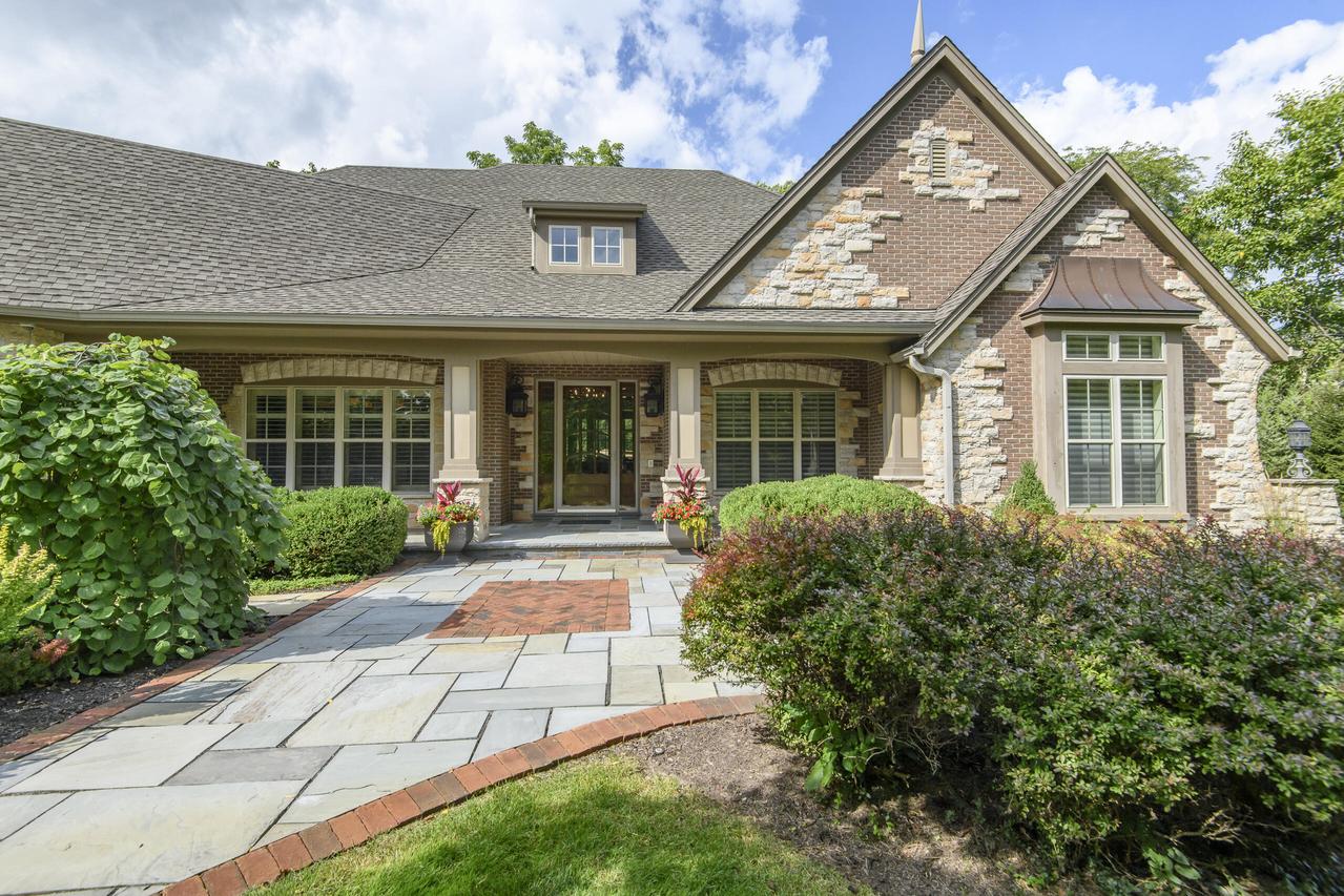14900 Watertown Plank Rd, Elm Grove, WI 53122