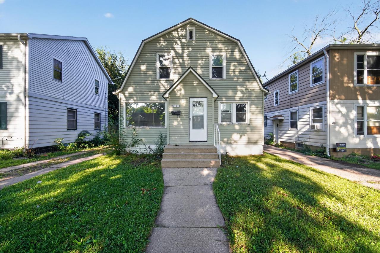 4727 N 22nd St, Milwaukee, WI 53209