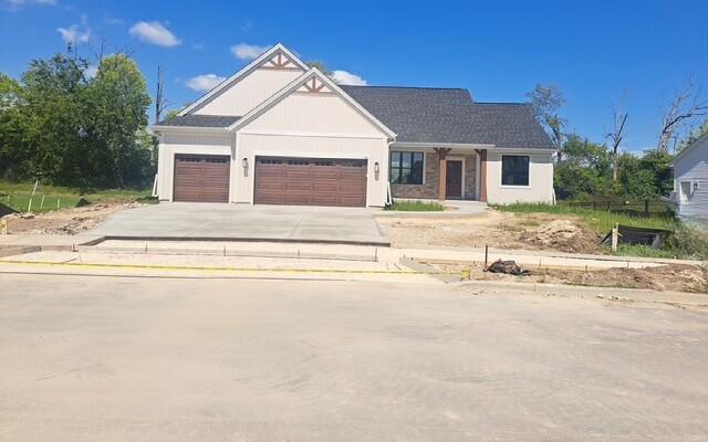 442 W Sparrow Way, Grafton, WI 53024