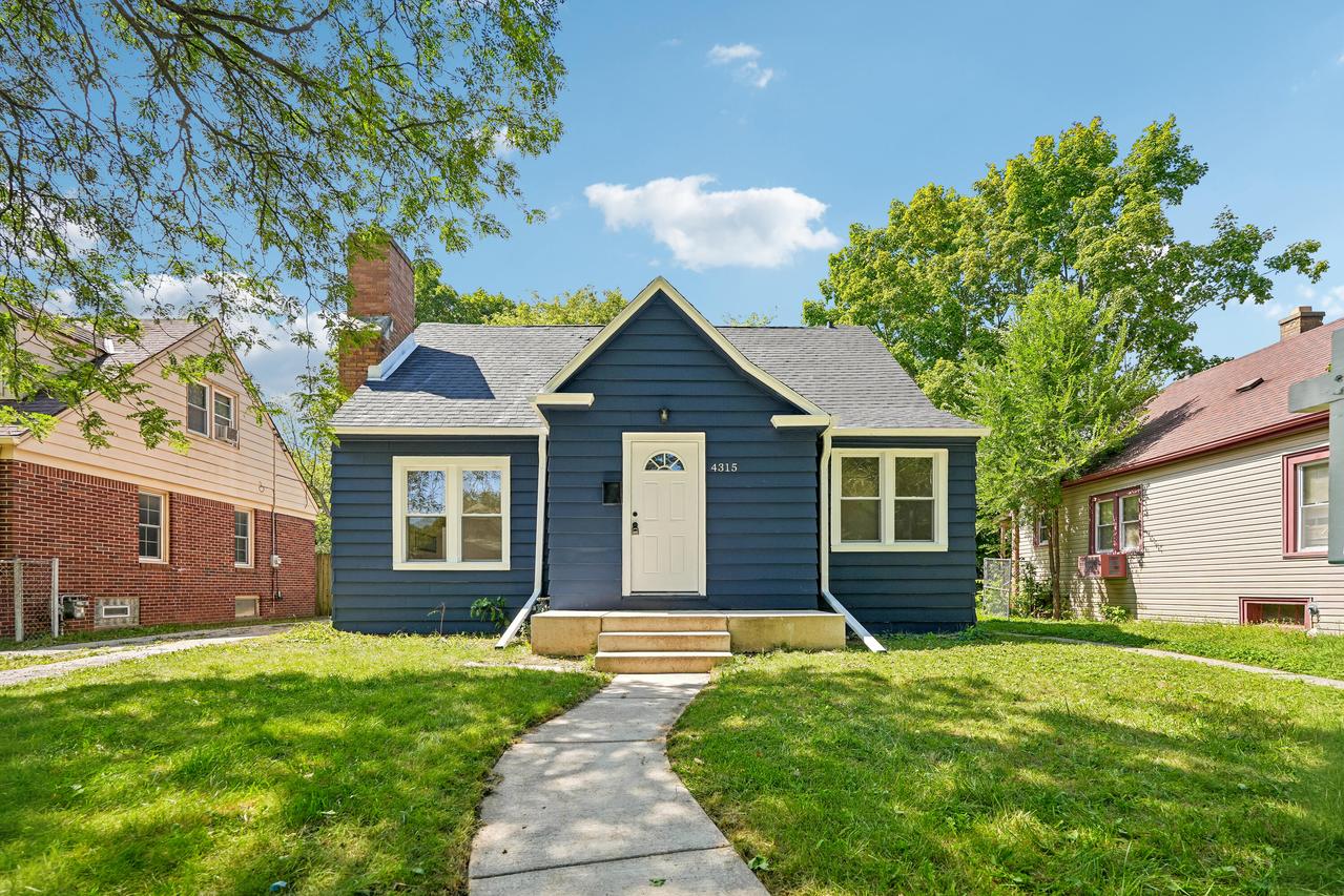 4315 N 40th St, Milwaukee, WI 53216