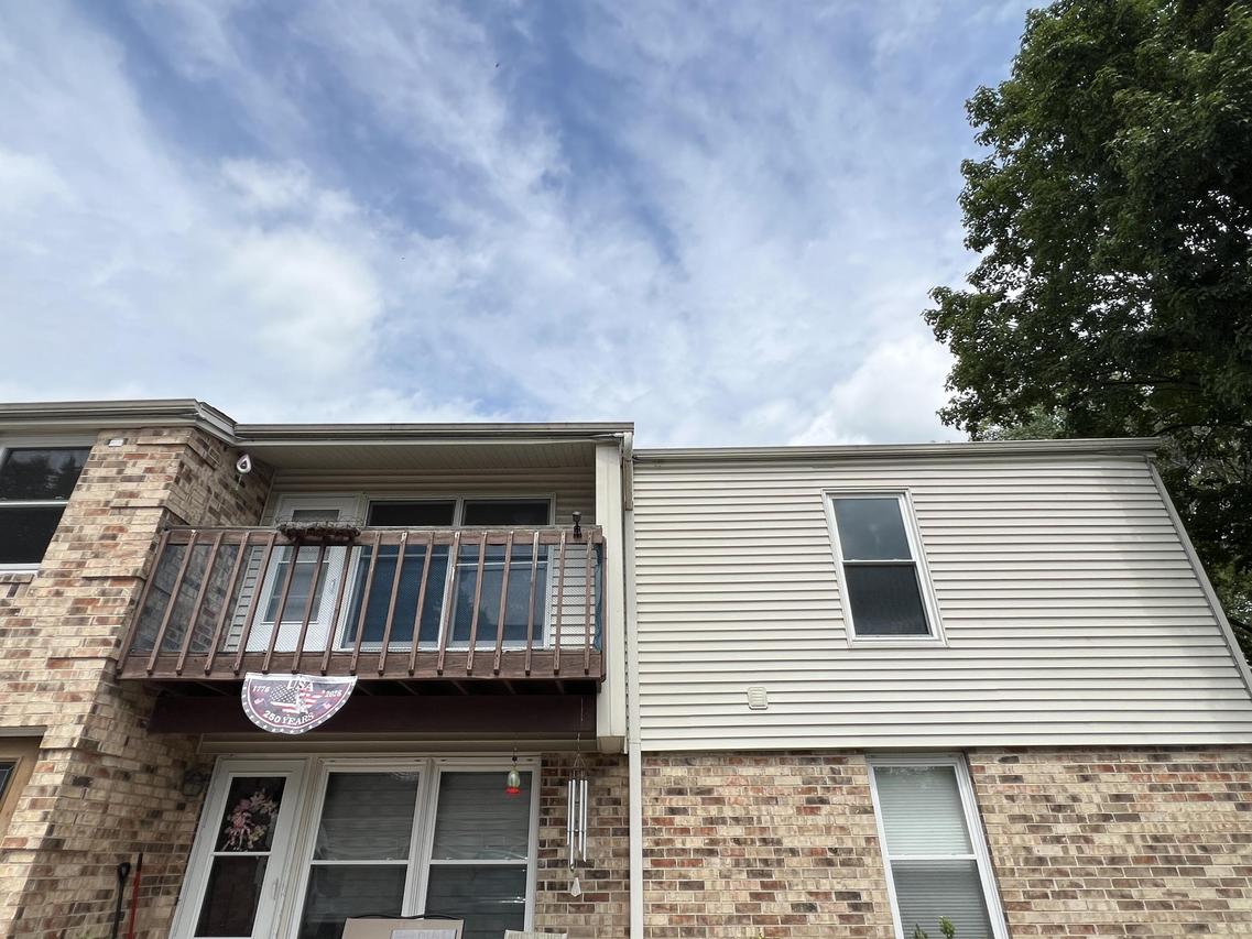 N114W16680 Crown Dr #6, Germantown, WI 53022