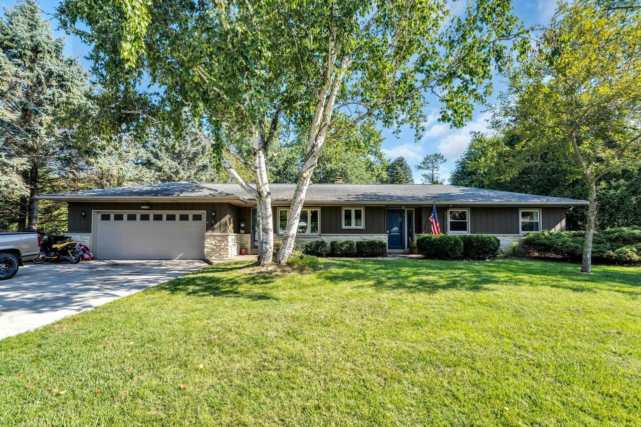 518 9th Pl, Kenosha, WI 53140
