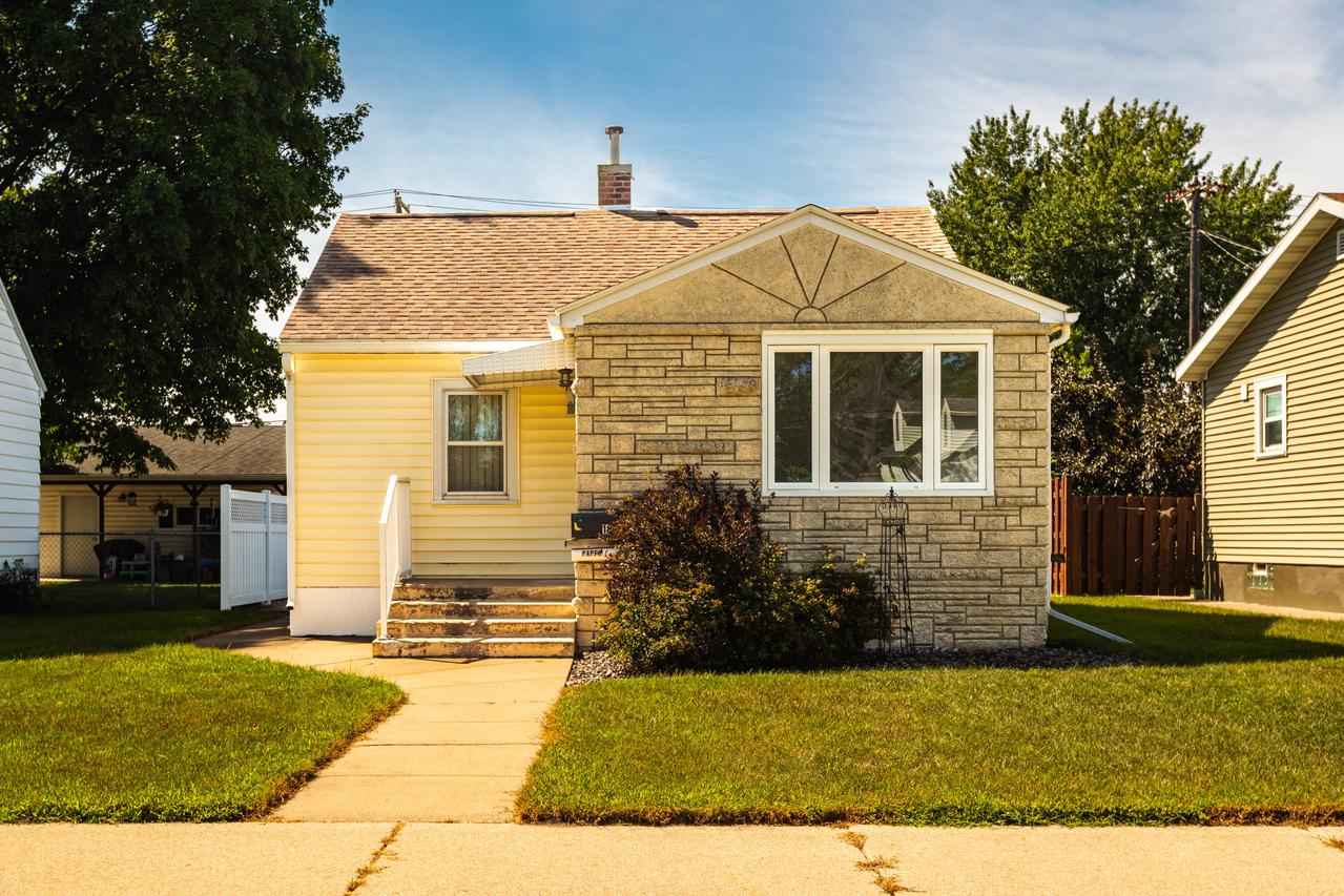 1814 19th St, La Crosse, WI 54601
