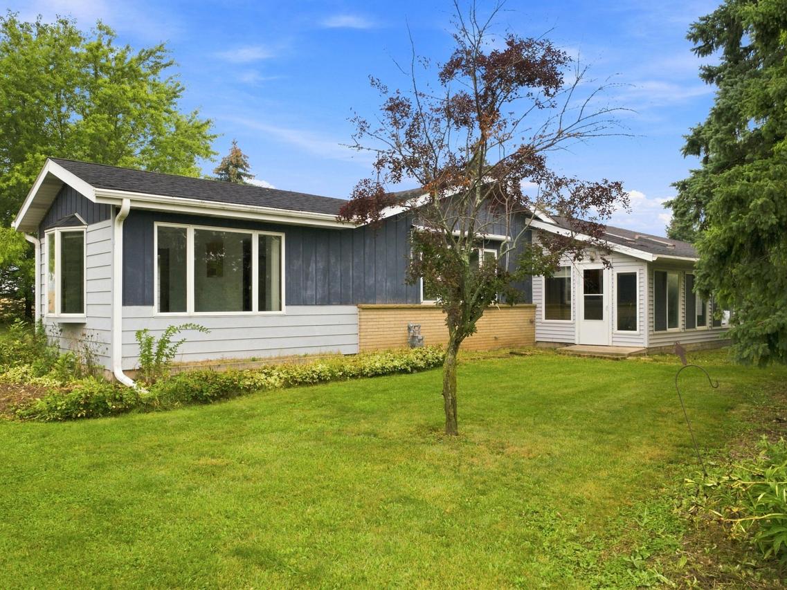 4936 S Business Dr, Wilson, WI 53081