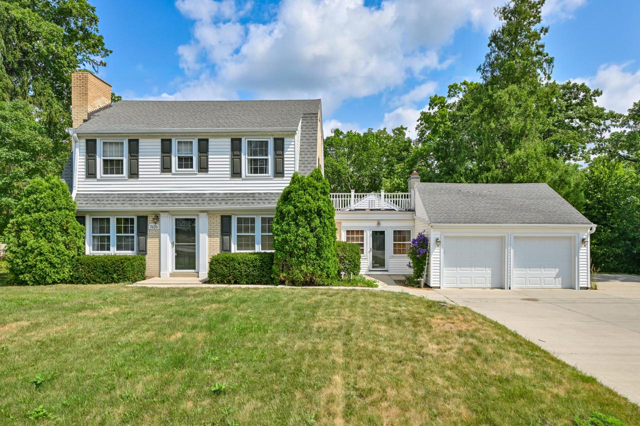 7620 W Drexel Ave, Franklin, WI 53132