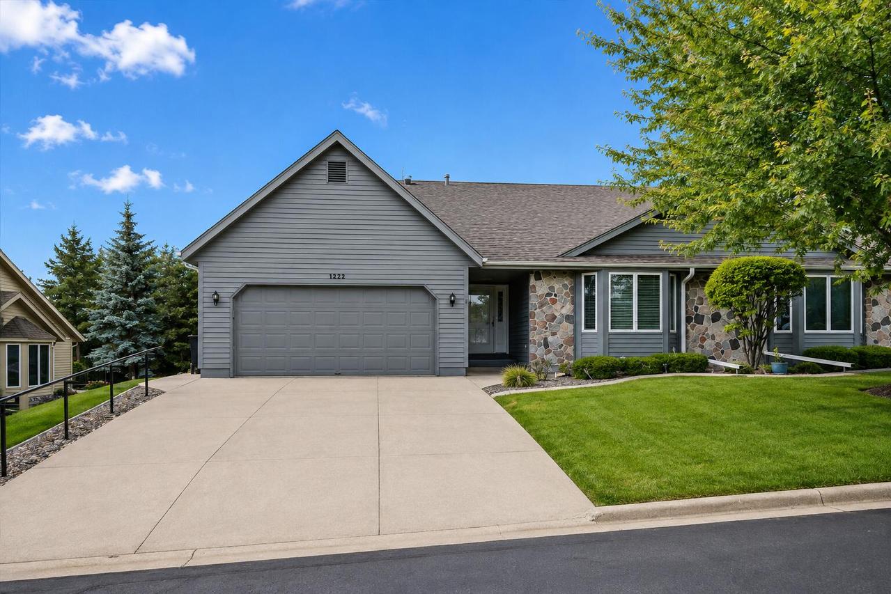 1222 Hidden Fields, West Bend, WI 53095