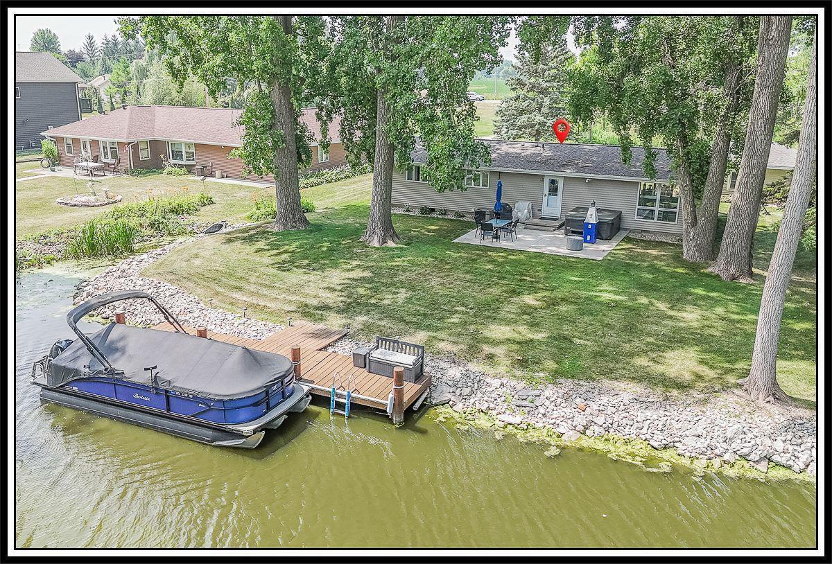 6752 Lee Harbor, Black Wolf, WI 54902