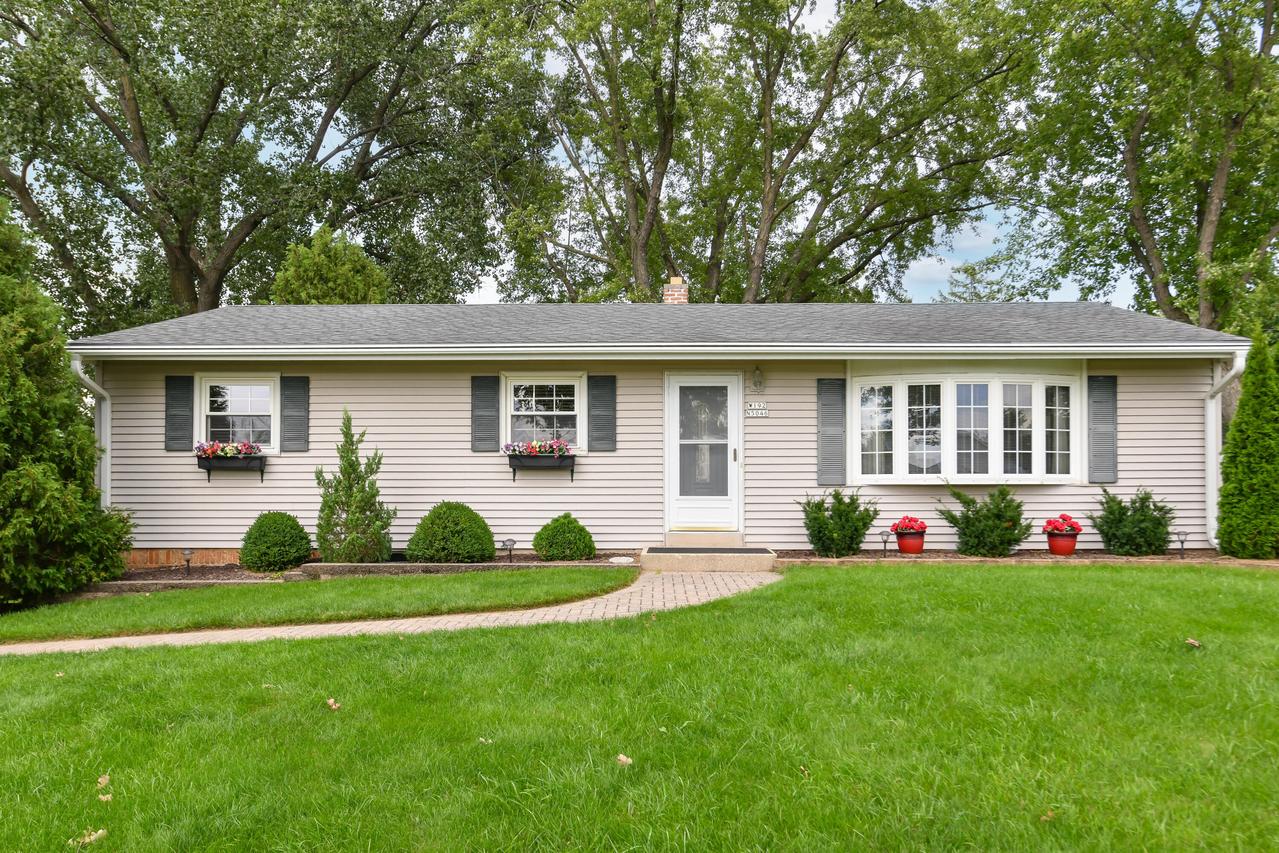 W192N5046 One Mile Rd, Menomonee Falls, WI 53051