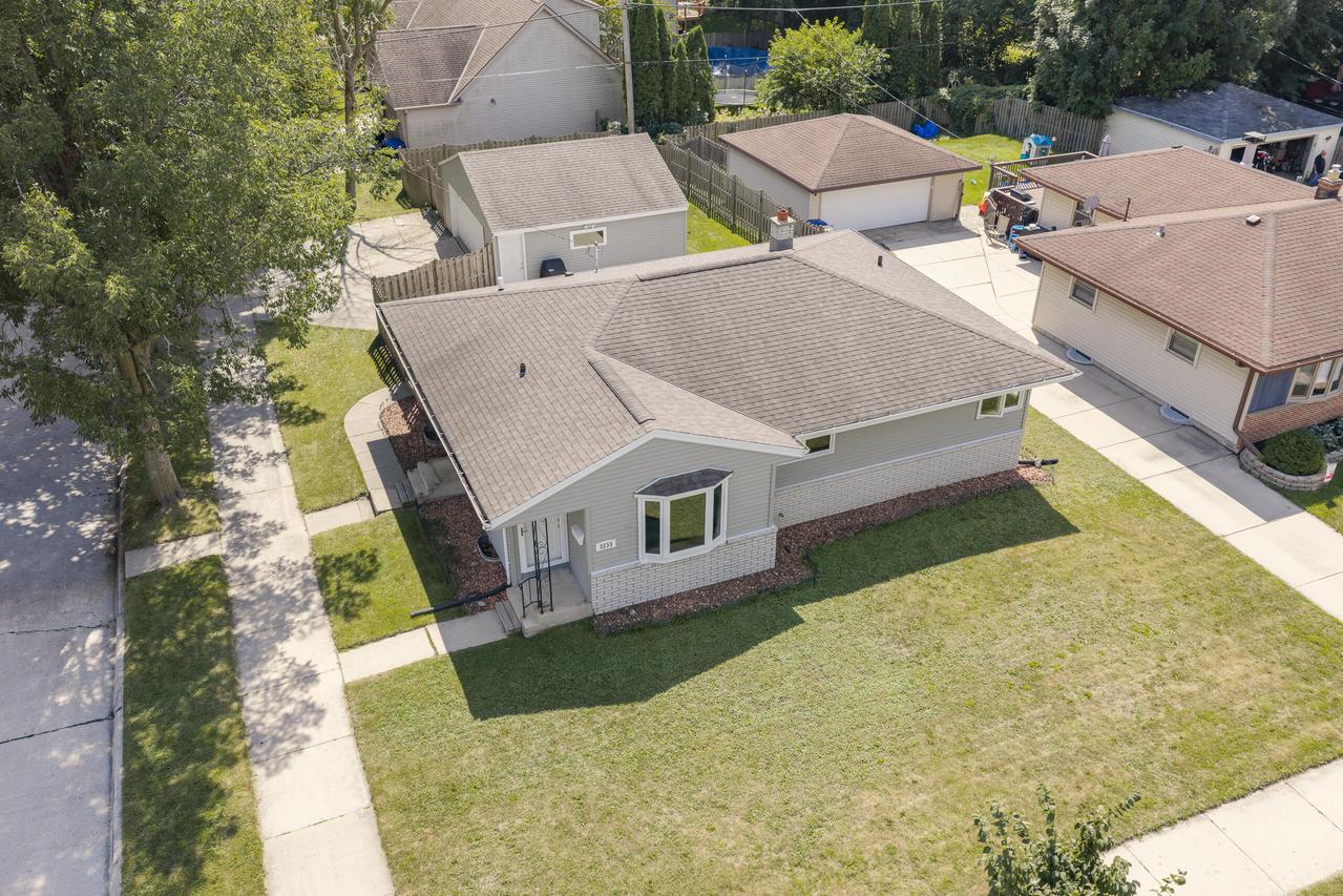 3233 E Henry Ave, Cudahy, WI 53110