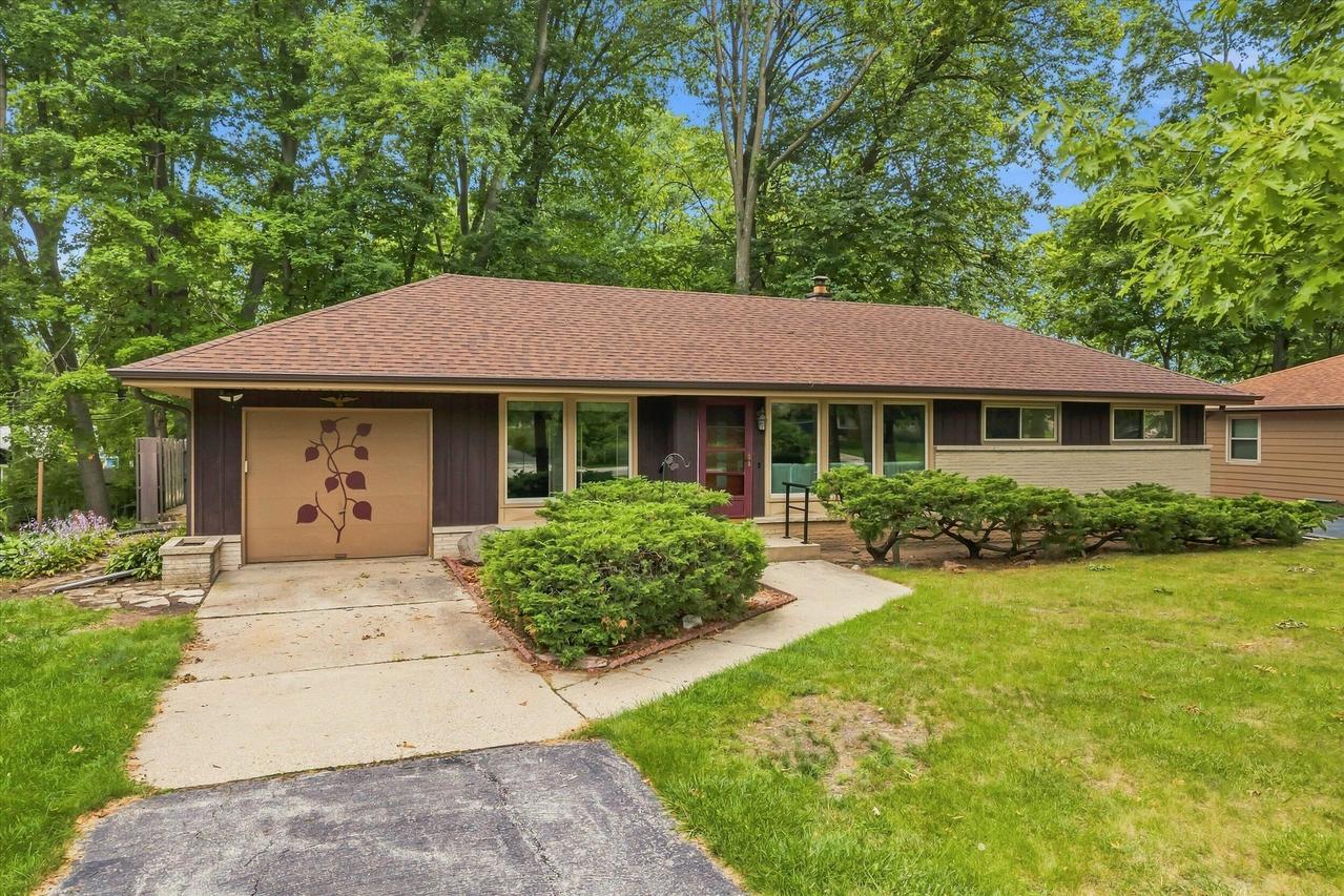 7659 N 51st St, Milwaukee, WI 53223