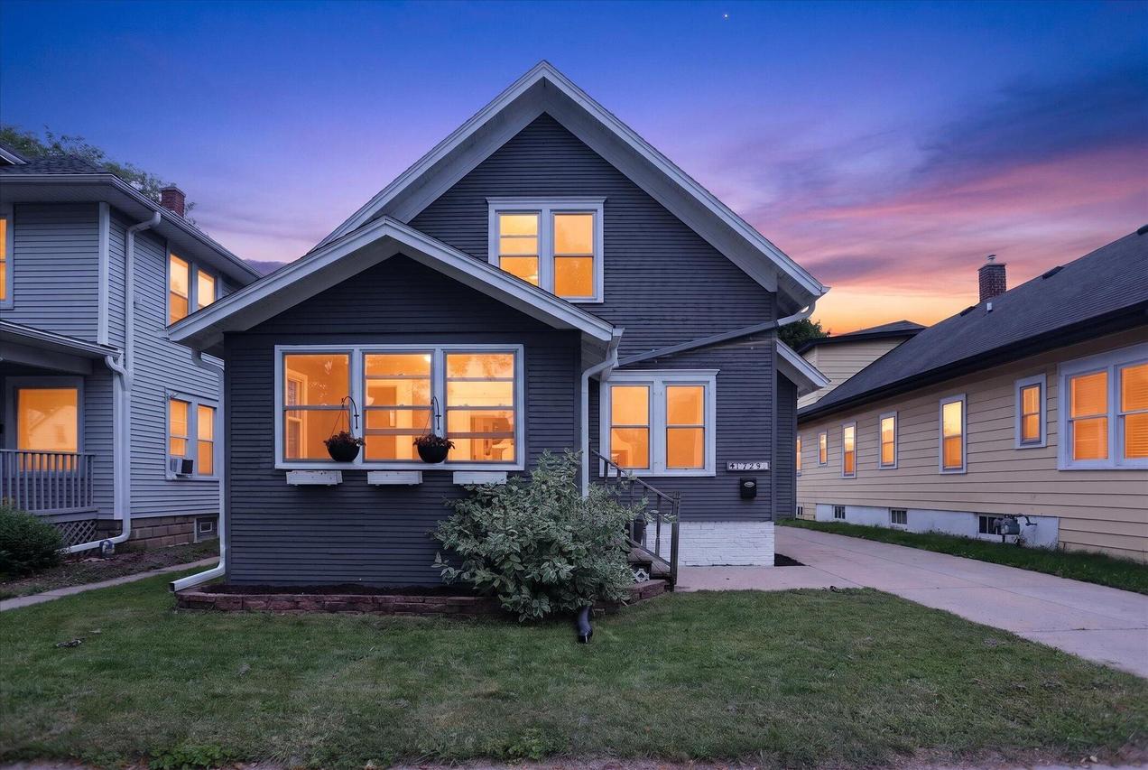 1729 Deane Blvd, Racine, WI 53405