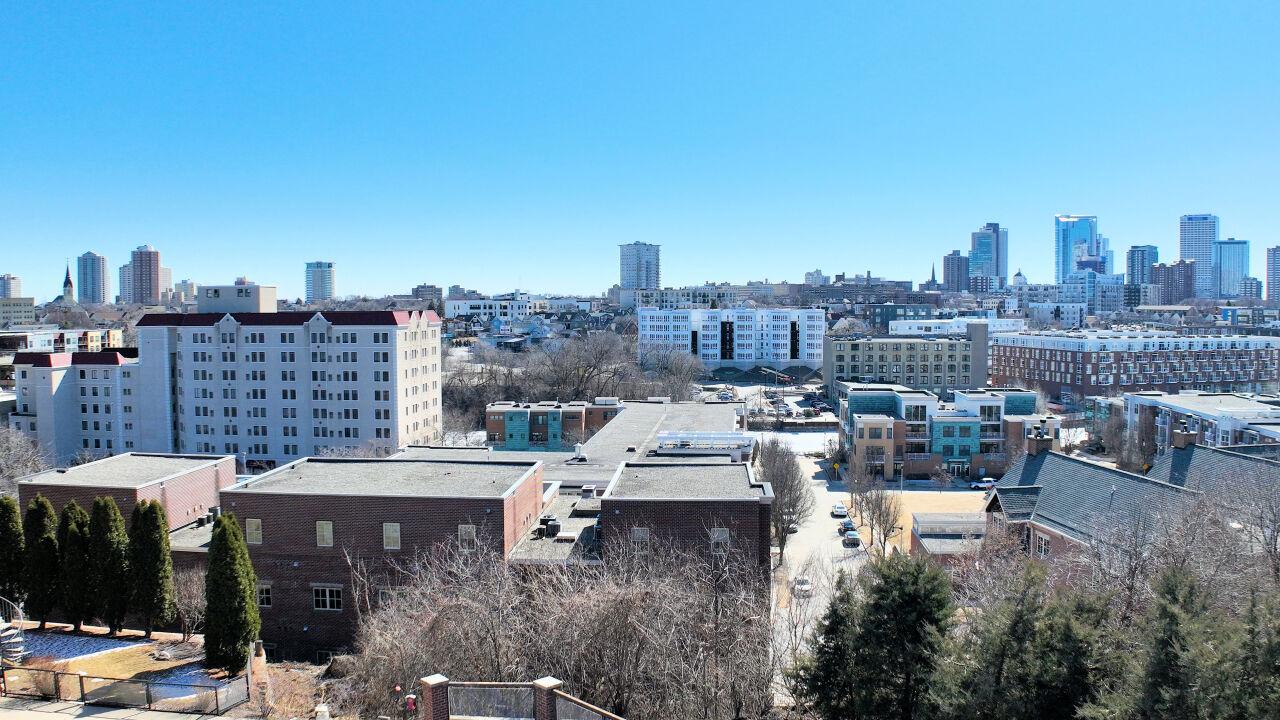 301 E Reservoir Ave #4, Milwaukee, WI 53212