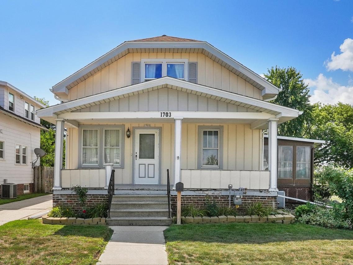 1703 North Ave, Sheboygan, WI 53083
