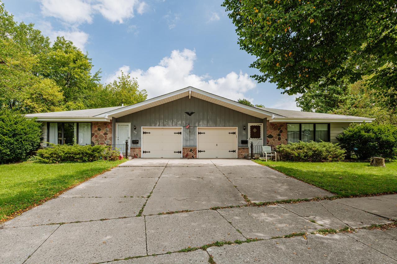 461 N Moreland Blvd #463, Waukesha, WI 53188