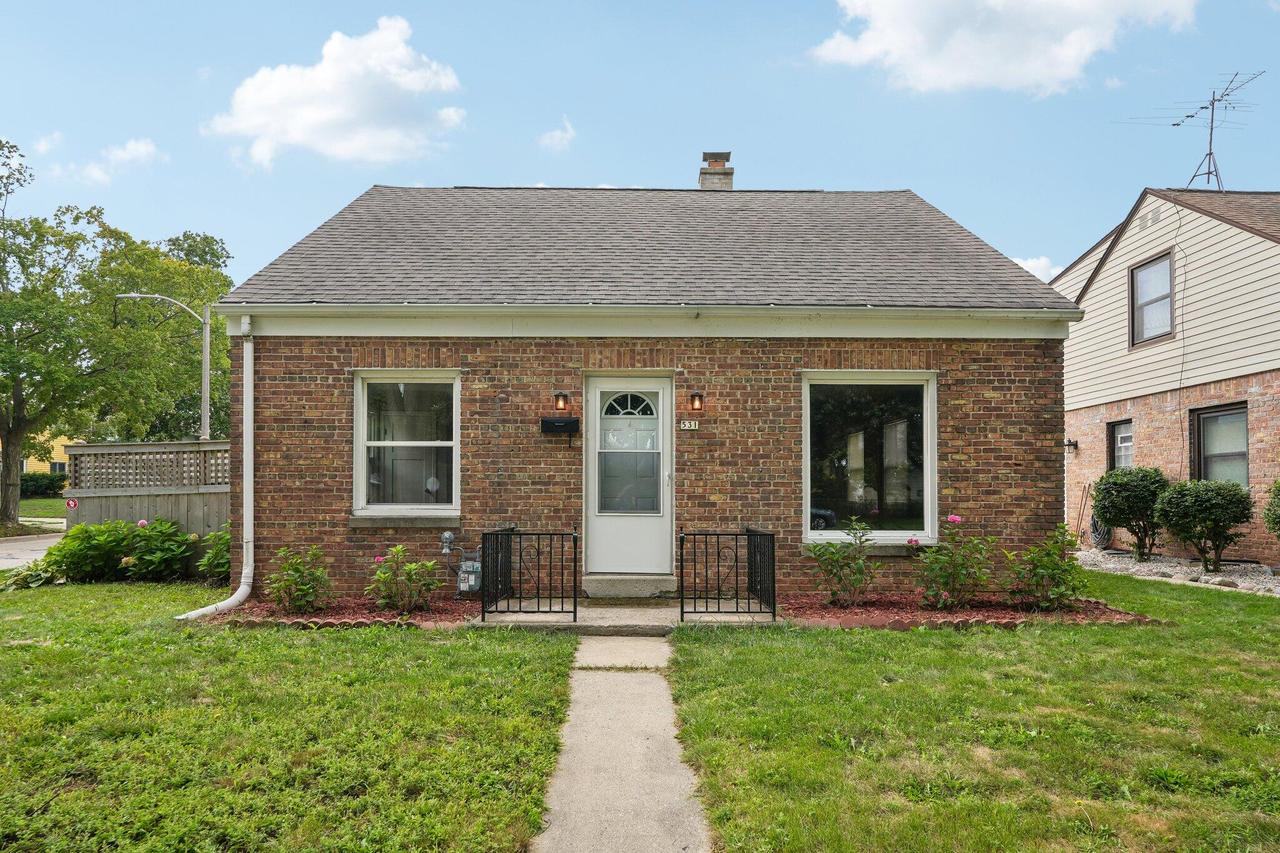 531 E Morgan Ave, Milwaukee, WI 53207