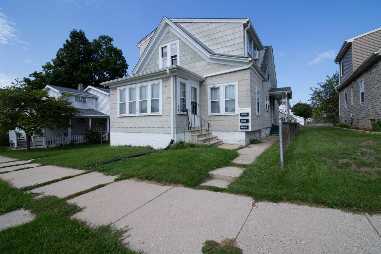 1324 Marquette Ave, South Milwaukee, WI 53172