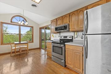 3301 13th St #6D, Kenosha, WI 53144