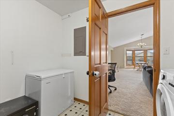 3301 13th St #6D, Kenosha, WI 53144