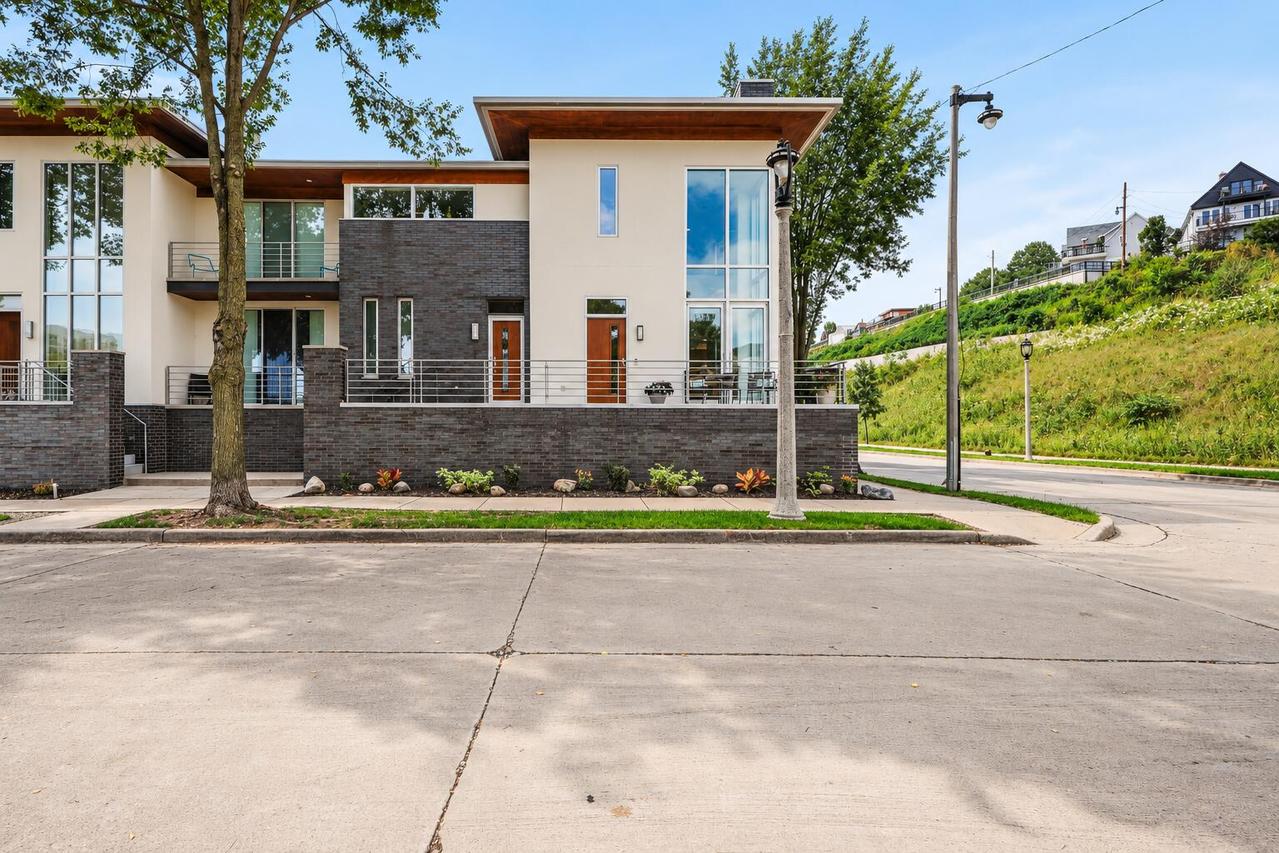 1931 N Pierce St #16, Milwaukee, WI 53212