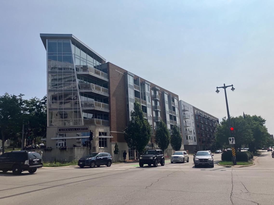 1541 N Jefferson St #504, Milwaukee, WI 53202