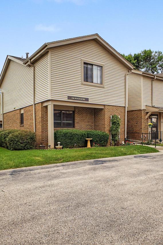 1505 Windsor Way #6, Mount Pleasant, WI 53406