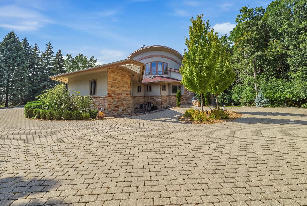 58 Oakridge Ct, Fond Du Lac, WI 54937
