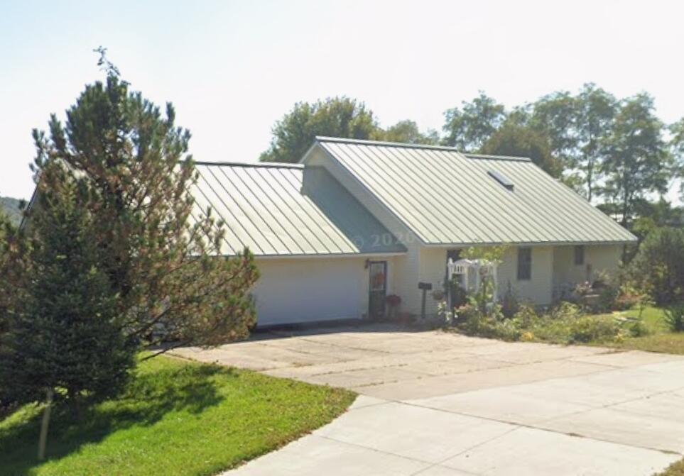 E18035 Heights Rd, Hillsboro, WI 54634